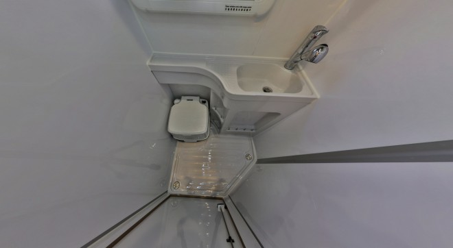 6.5洛阳房车展美景美家房车携依维柯C型、小额头及可上牌拖挂房车亮相eae5468e84ee4dc39c5beb6d52fa2236