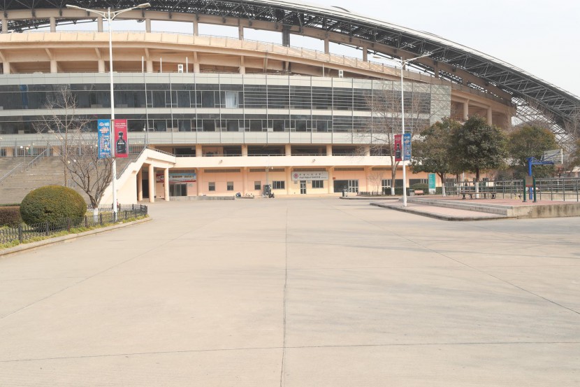 3.31郑州房车展场地河南省体育中心 WLH_3393