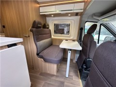 上汽大通 23款V90 B型房车