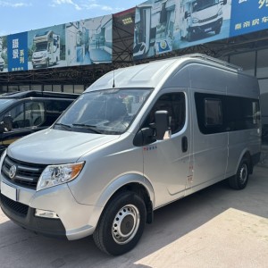 御泰房车 2022款2022款长轴高顶版
