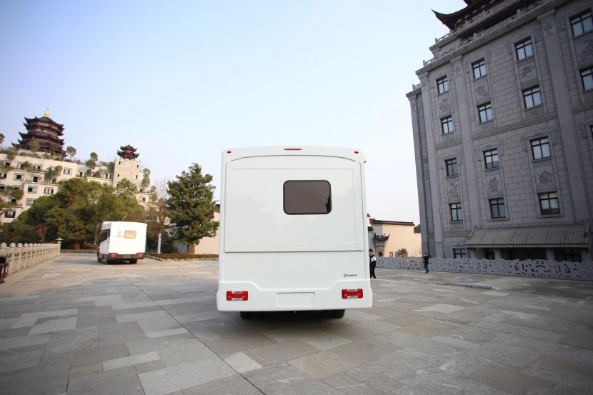中道房车 进口IVECO 中裕 G6 房车 82万元 IMG_0250