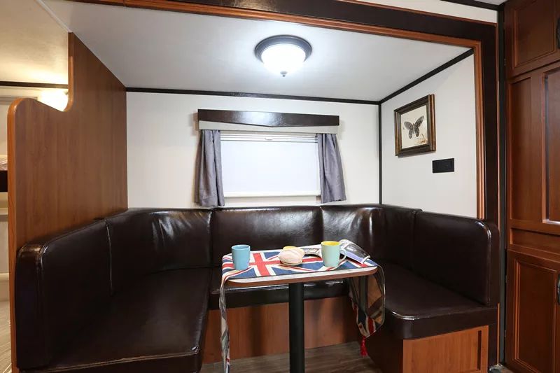 宇通房车：8米美式拖挂来了！你想要的尊贵舒适感，我全都有~