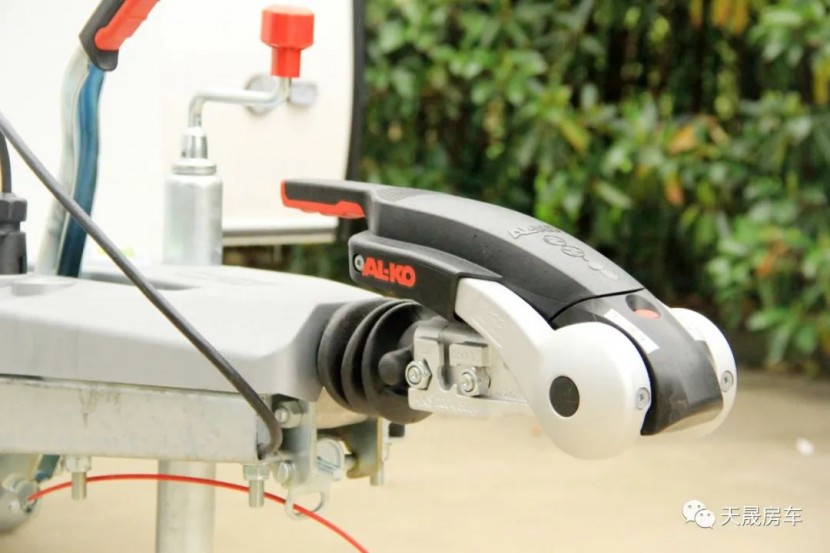 【深度剖析】天晟房车420,每一个经得住推敲的点