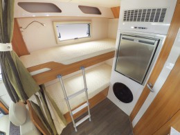 06上下床睡眠空间