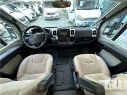 阿迪雅 19款C型旅居房车