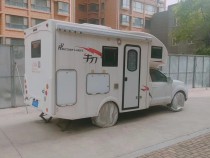 巨威房车 2018款牛大