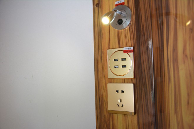 拓锐斯特依维柯C型菁英版 48.8万起 DSC_0185