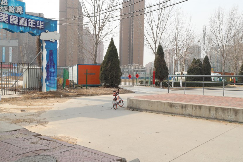 3.31郑州房车展场地河南省体育中心 WLH_3526