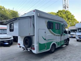 齐星依维柯 C型房车