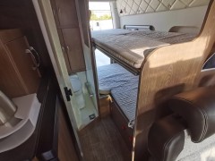 卫航 2021款V570 无中门