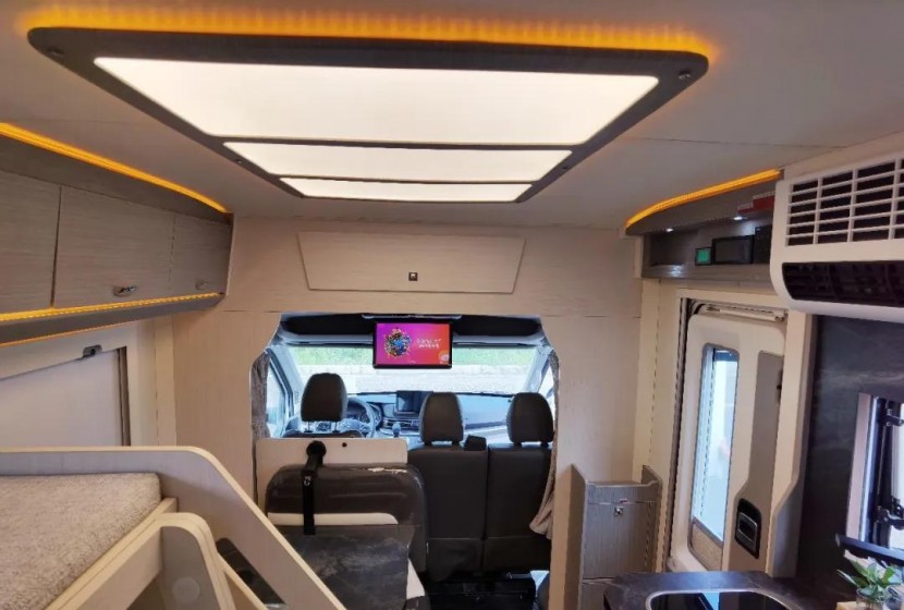 【首发】罗曼特斯T50，国六大通V90底盘自动挡房车正式下线接受预定eac4708cf83b4207a77dcee130da4a75