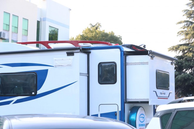 拓锐斯特“欧畅版TIC-621A”依维柯双拓展C型房车 WLH_6884