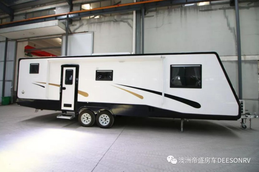 帝盛房车经典系列-10米麻将款营地房车8c8682082c4a43369642a18f8996c7bc