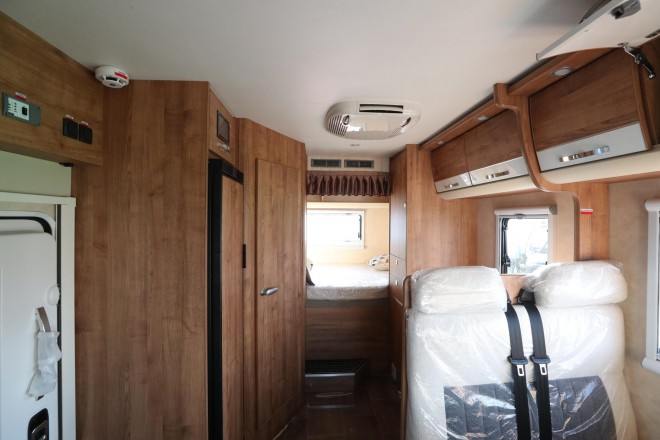 弗瑞德姆2019款全新国产依维柯自动挡T型房车 锐畅版TIC-611X 54.8万元 WLH_8274