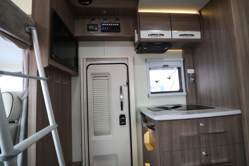 赛德房车国产依维柯C型房车 50.8万 WLH_1887