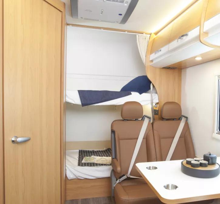 6.5洛阳房车展上汽大通房车携V80、V90B型C型房车亮相，原厂品质值得拥有3acd906de28f4b97be9c6d0ffc06c7db