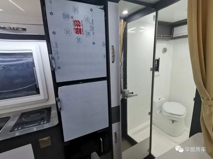 华居江铃轻卡畅玩版大魔方