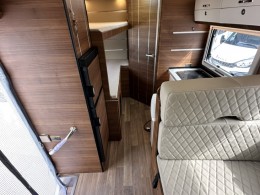 春田房车 春田依维柯欧胜（子母床）