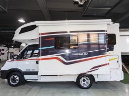 宇通 2021款2021款C533旗舰版双拓展