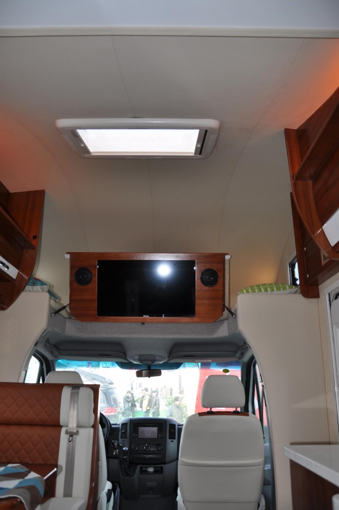 直降50万！独家团购108万即可抢购158万春田奔驰斯宾特524顶配房车 DSC_0294