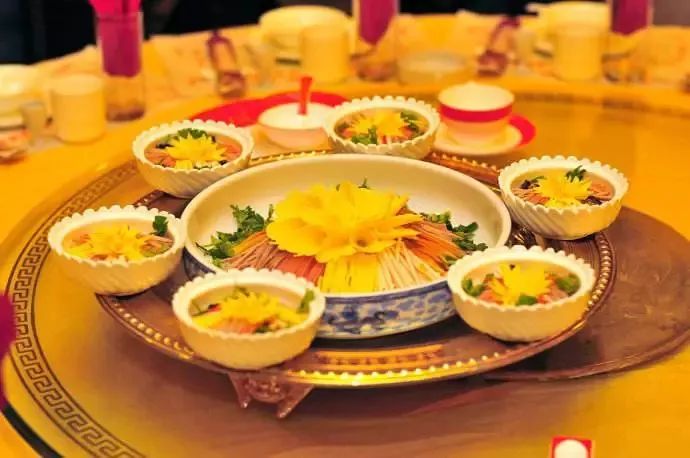 我叫洛阳，这是我2019年最新简历，请多关照！