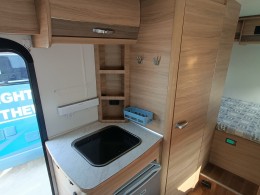 巨威 2021款3700