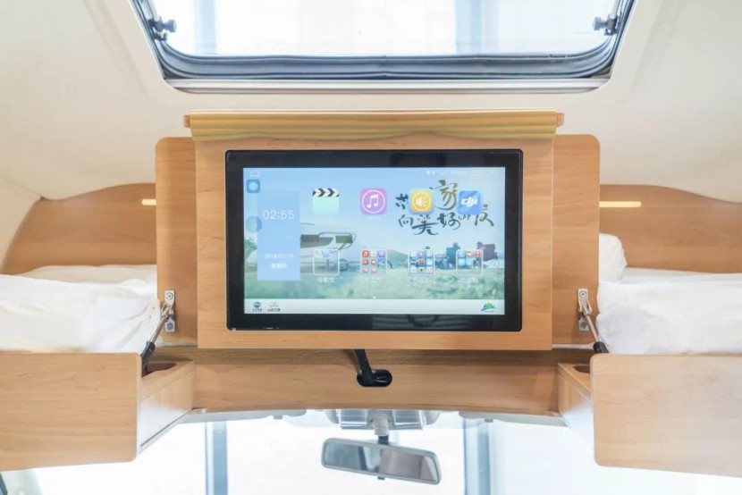 6.5洛阳房车展上汽大通房车携V80、V90B型C型房车亮相，原厂品质值得拥有6fdccc1d4db948108b5071e12d55a52f