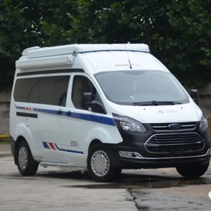 齐星新全顺B型房车