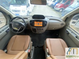 上汽大通 19上汽大通RV80生活家原厂房车