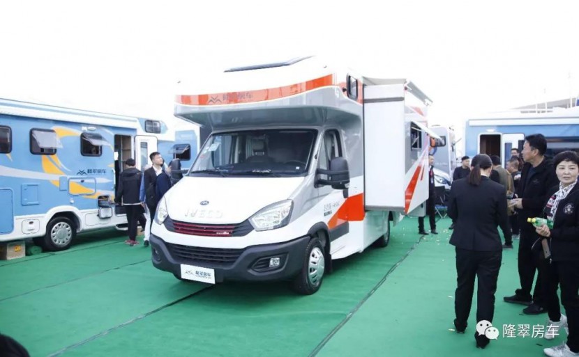 11.23杭州房车展隆翠房车畅游C终于揭开了她的面纱5b8897258f5d497e9d2cdbb60c5558c8