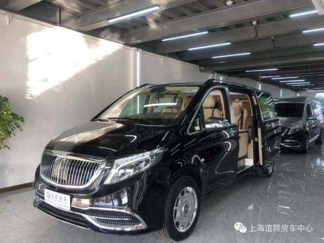 奔驰威霆改装迈巴赫款七座豪华商务车，全新体验感，重磅上市！