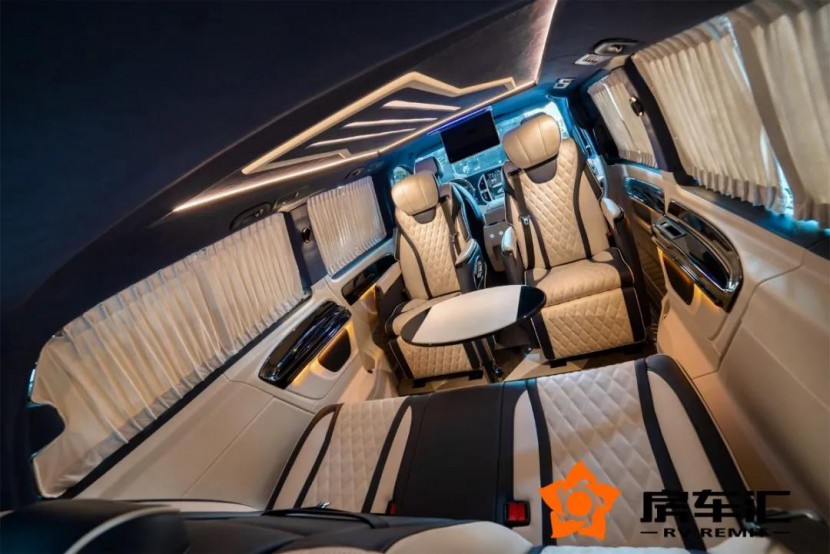 天空之城｜全新一代奔驰高端MPV，匹配九速手自一体，宽大、舒适、轻奢！12.jpg