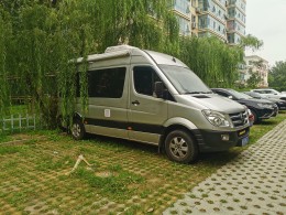 南京金龙开沃房车 小型专用客车