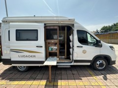 爱旅途房车 2020款2020款大通V90B型
