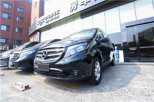 奔驰威霆改装商务车现车201909171032159344