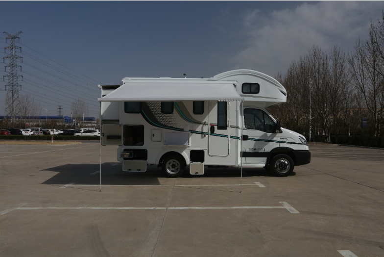 9月2日郑州房车展，宇通C530双拓展房车，宇宙纵游平原阔，通达山河日月长！bef0ba069a0a4947c1956e16c5467e49