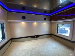 上汽MAXUS 2020款RV80 小额头C型