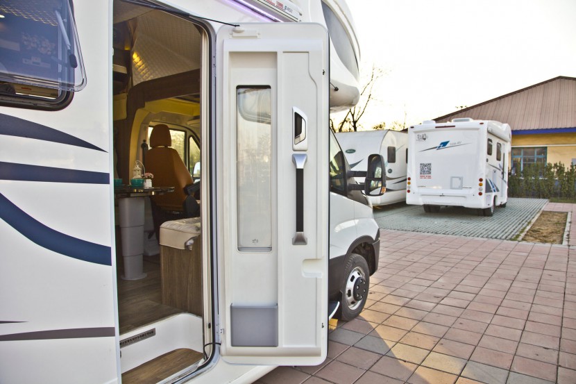 亚特房车 芳语之韵NEW DAILY 后扩展进口依维柯自动挡房车 90.8万元 IMG_5329