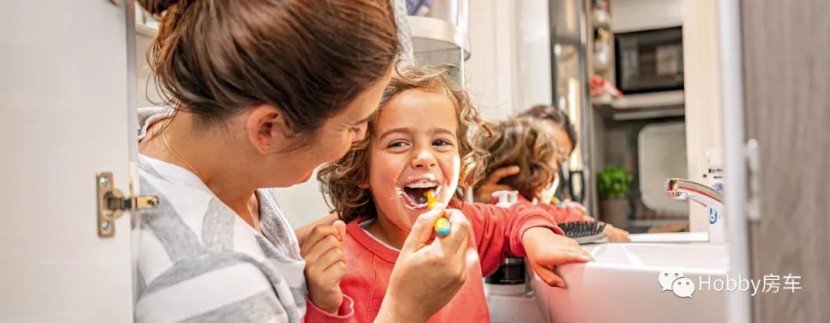 Hobby房车|豪华版515UHK，能满足一家4代人同时旅行的梦想！图片