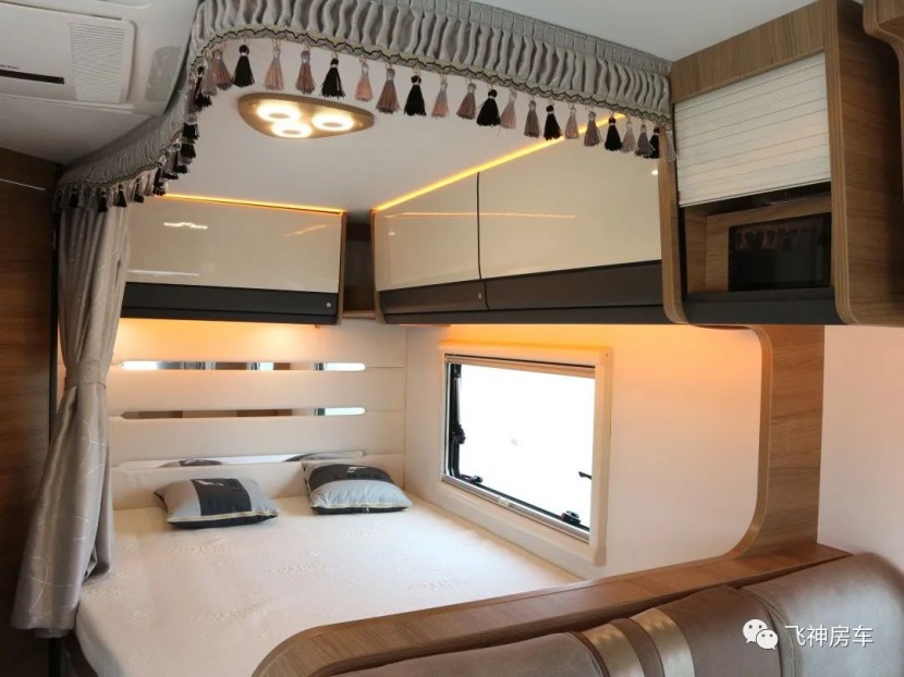 59a70d5021fefa44b9ff131839f0b980