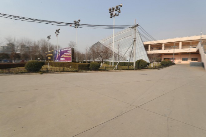 3.31郑州房车展场地河南省体育中心 WLH_3078