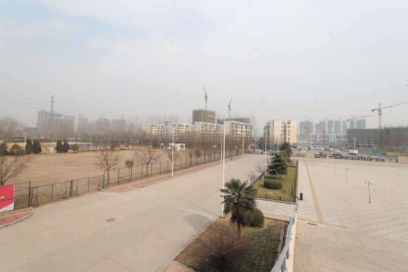 3.31郑州房车展场地河南省体育中心 WLH_2893