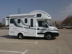 985A6740