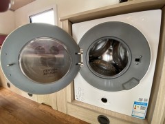 2019款博微全铝板C型房车 全铝板车身U型卡座C型