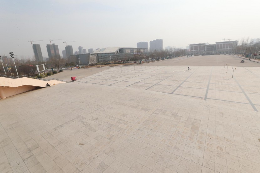 3.31郑州房车展场地河南省体育中心 WLH_3040