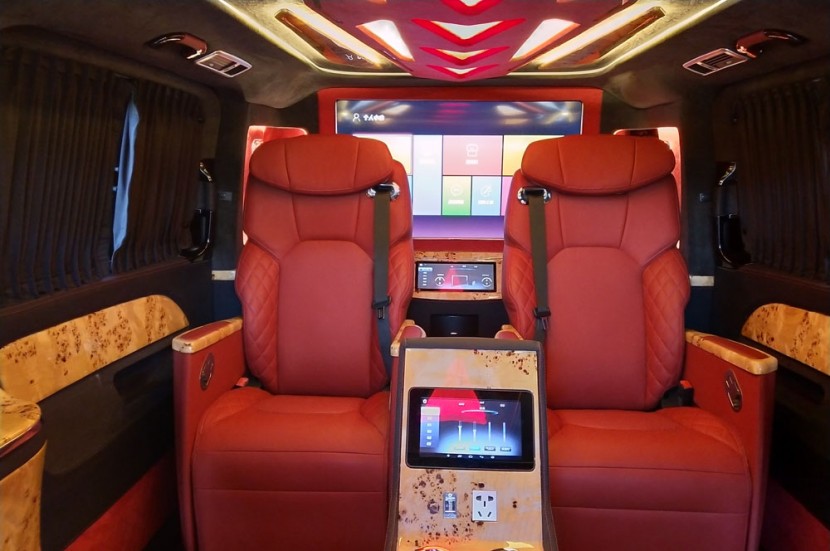 AM房车奔驰Metris-AM600L商务车 218万元 AM600L内饰14