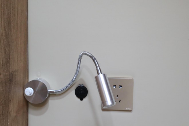 老张定制款——高清实拍2019款顺之旅东风御风白色自动挡B型房车 WLH_5981