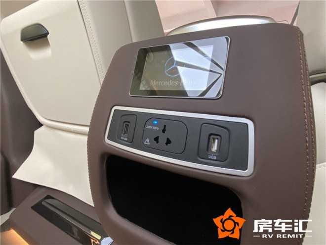 奔驰改装威霆房车七座202009030919533593