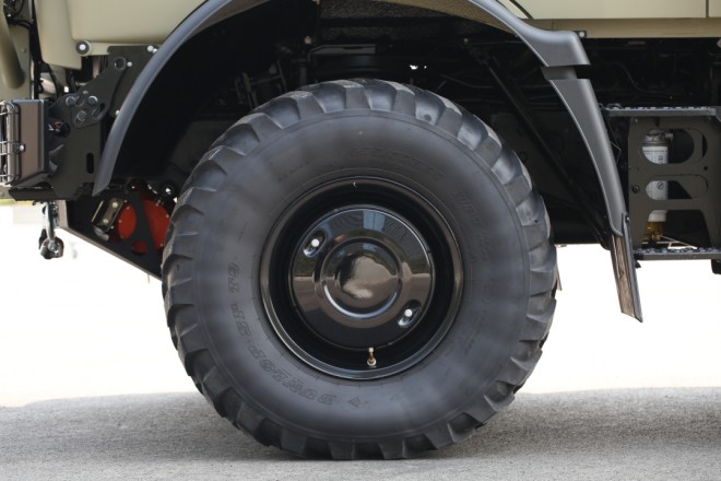 德野诺玛迪森“撼路者”U4023：“铁汉”更“柔情”，真越野，真房车