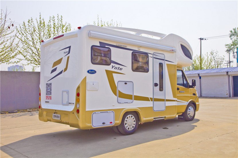 亚特房车 芳语之韵舒适型国产依维柯手动挡房车 53.8万元 IMG_6781